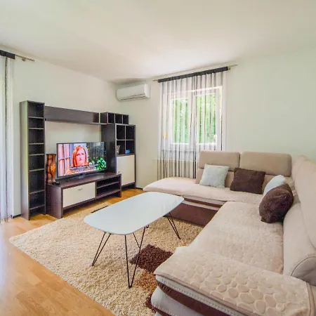 Apartment Dino By Interhome